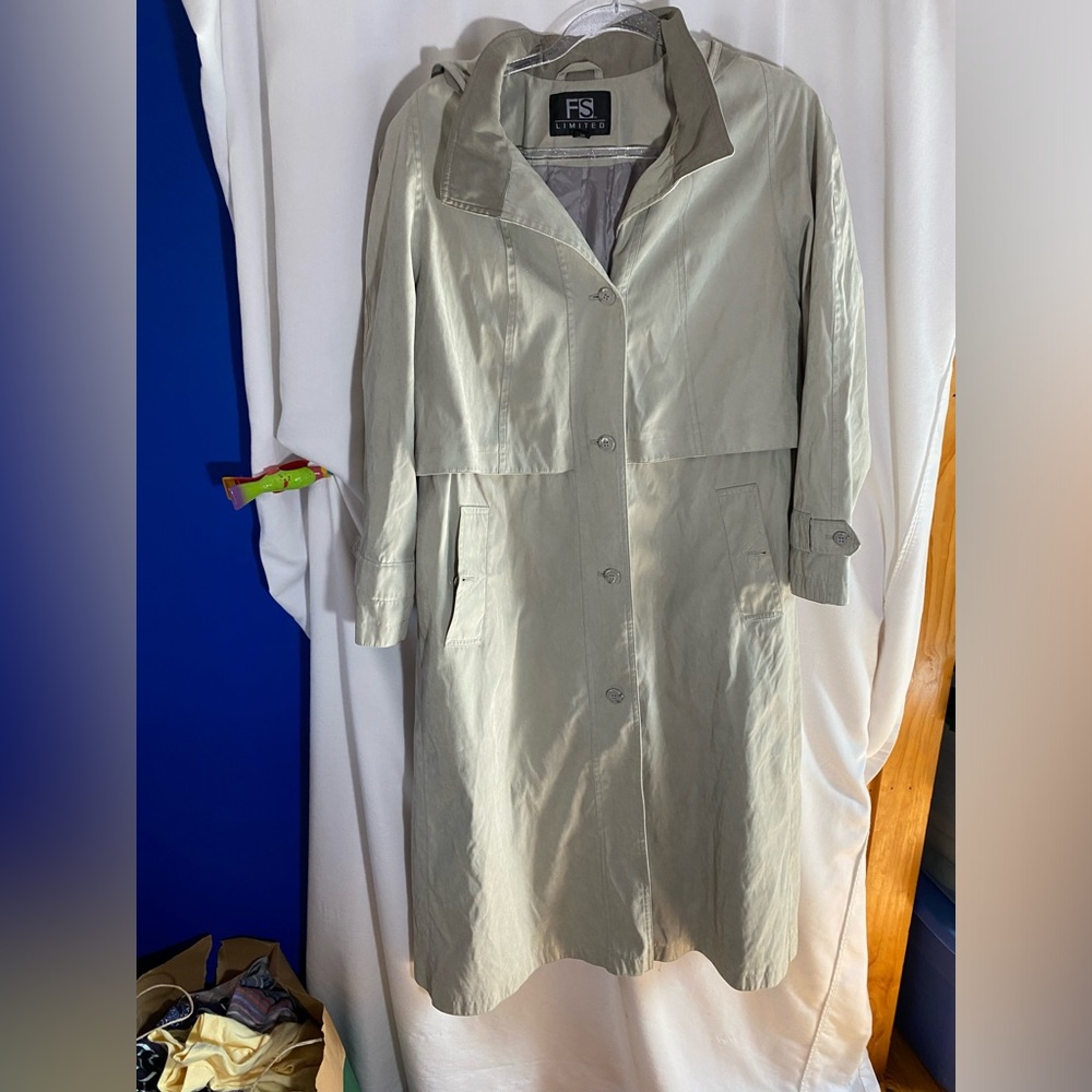 Women's Gray Trench Coat, size 12P